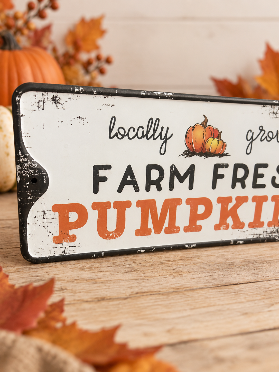 Farm Fresh Pumpkins Hanging Metal Sign – Autumn Décor